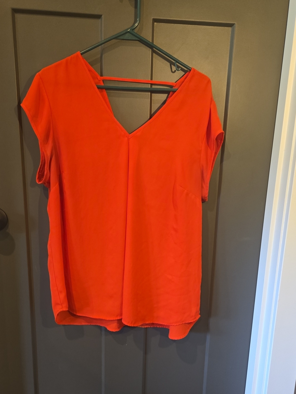 DR2 Vibrant Red-Orange V-Neck Short Sleeve Blouse